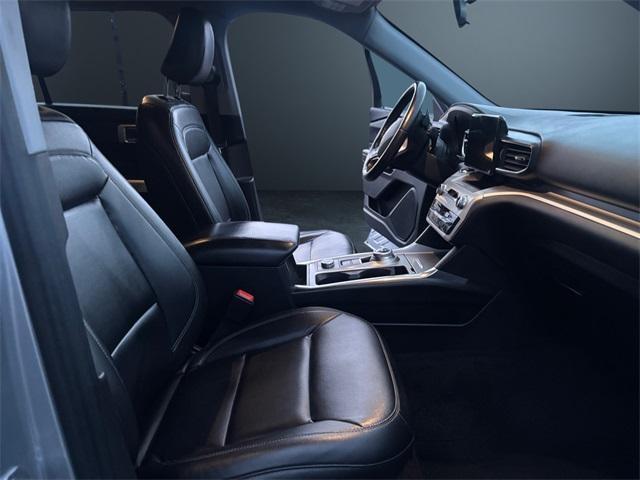 used 2021 Ford Explorer car