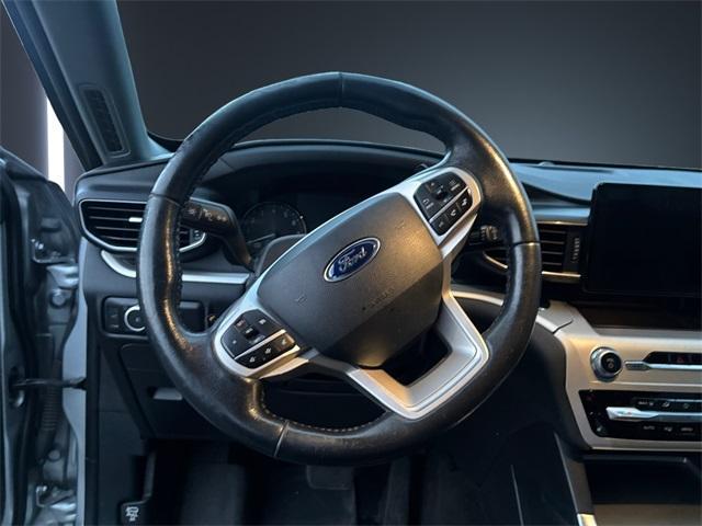 used 2021 Ford Explorer car