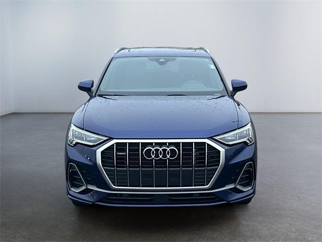 used 2023 Audi Q3 car