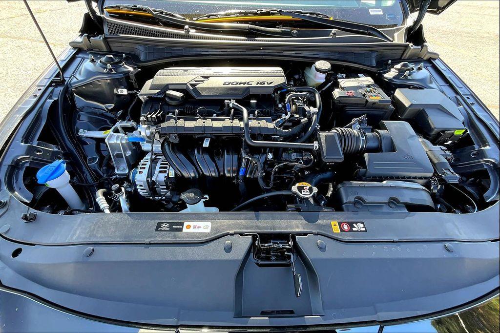 new 2025 Hyundai Elantra car, priced at $27,280