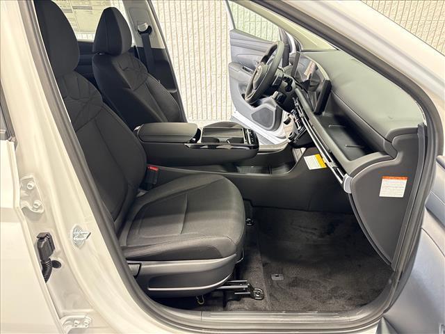 new 2026 Hyundai TUCSON Hybrid car, priced at $35,100