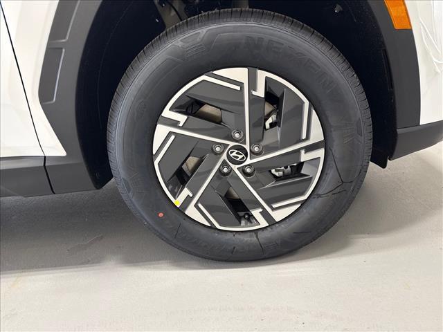 new 2026 Hyundai TUCSON Hybrid car, priced at $35,100