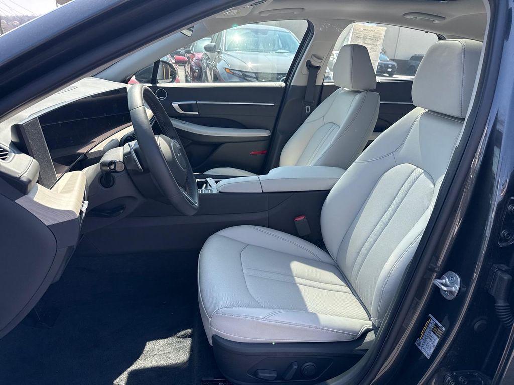 new 2025 Hyundai Sonata Hybrid car, priced at $39,410