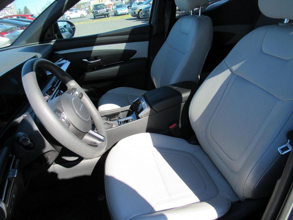 used 2025 Hyundai SANTA CRUZ car, priced at $31,299