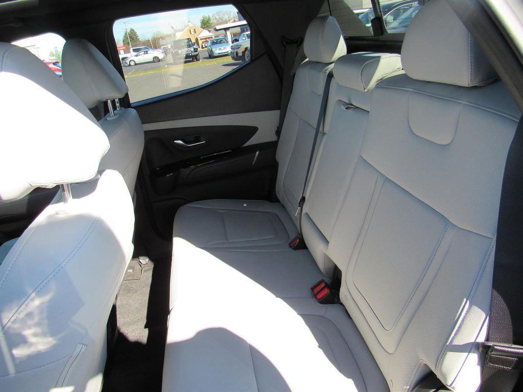 used 2025 Hyundai SANTA CRUZ car, priced at $31,299