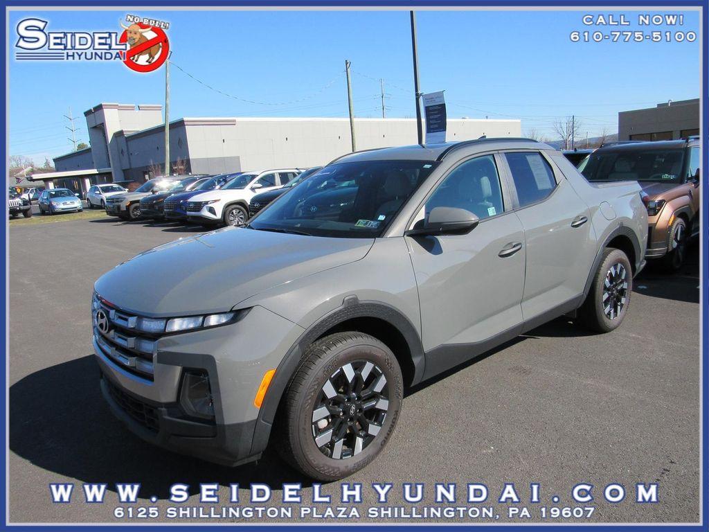 used 2025 Hyundai SANTA CRUZ car, priced at $31,299