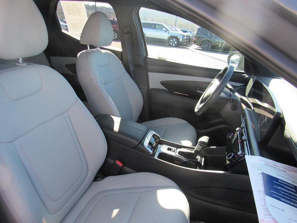 used 2025 Hyundai SANTA CRUZ car, priced at $31,299