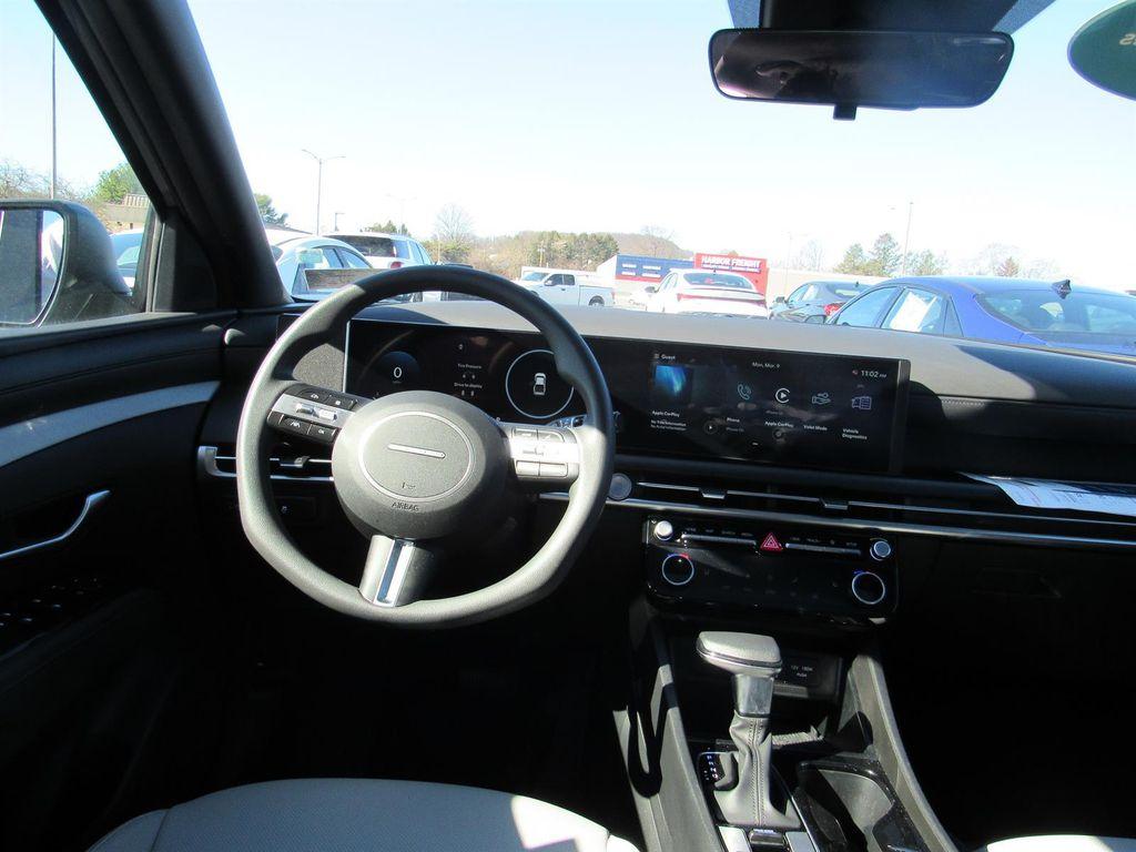 used 2025 Hyundai SANTA CRUZ car, priced at $31,299