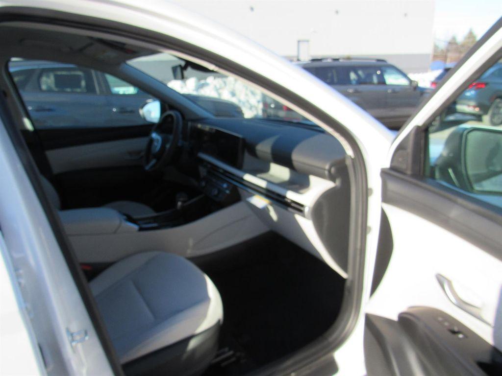 new 2026 Hyundai Tucson car, priced at $33,675