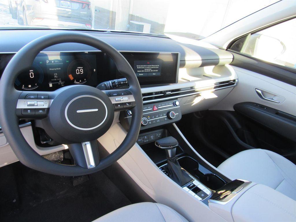 new 2026 Hyundai Tucson car, priced at $33,675