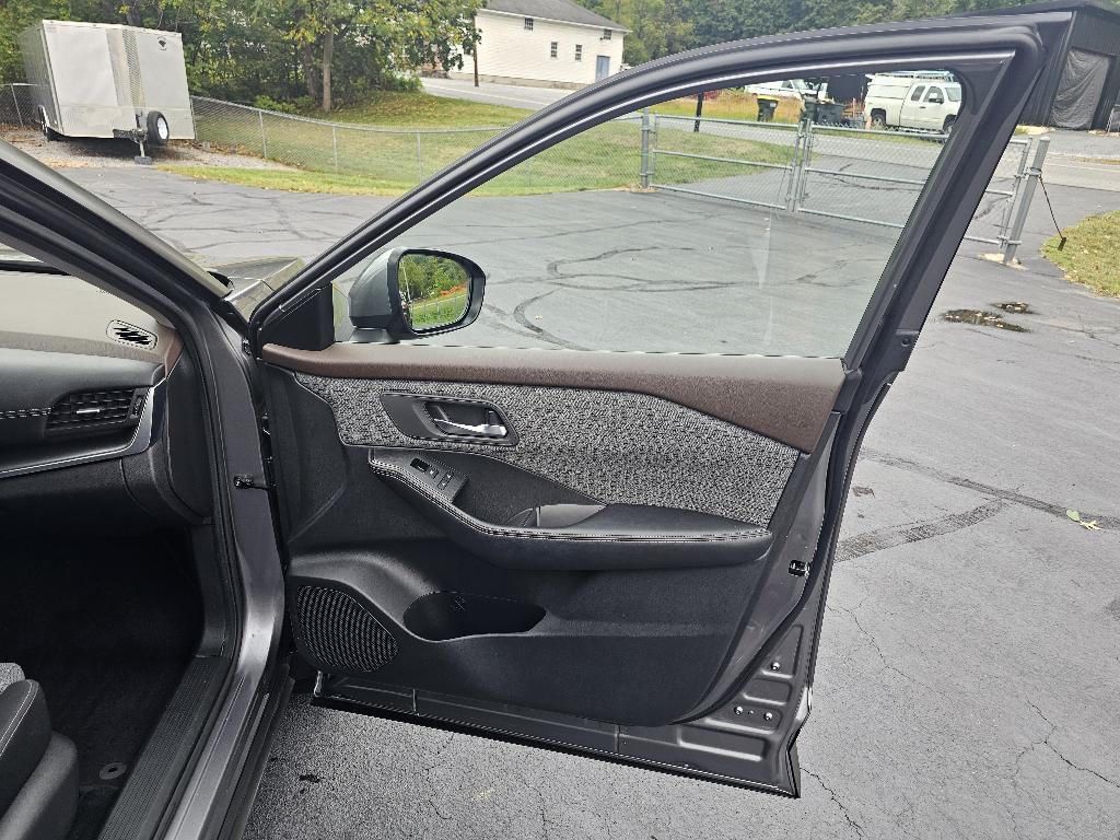 used 2023 Nissan Rogue car, priced at $24,988