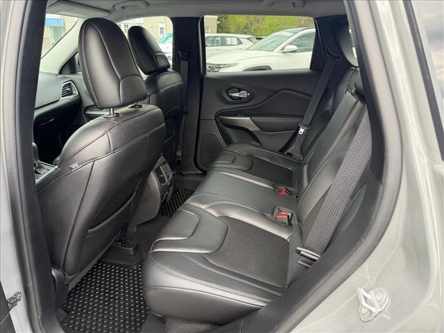 used 2019 Jeep Cherokee car, priced at $18,288