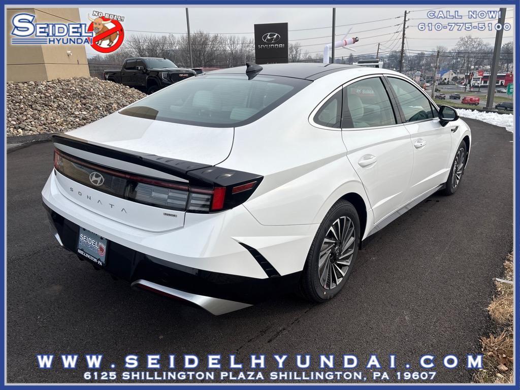 new 2026 Hyundai Sonata Hybrid car, priced at $34,605
