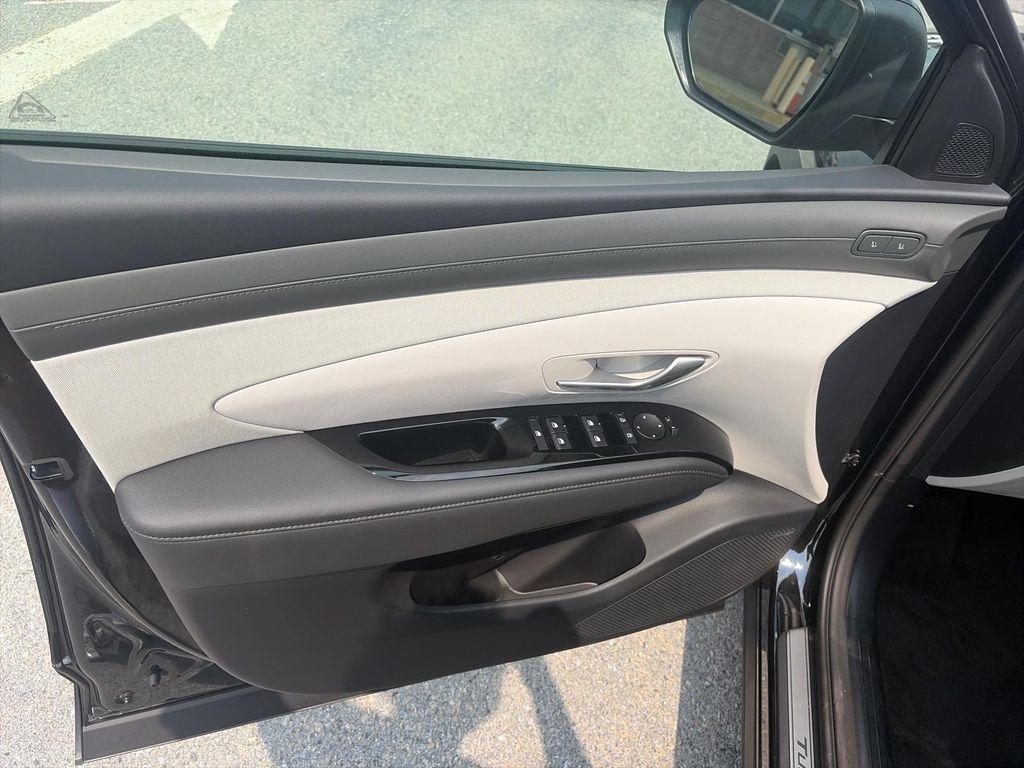 new 2026 Hyundai TUCSON Hybrid car, priced at $44,510