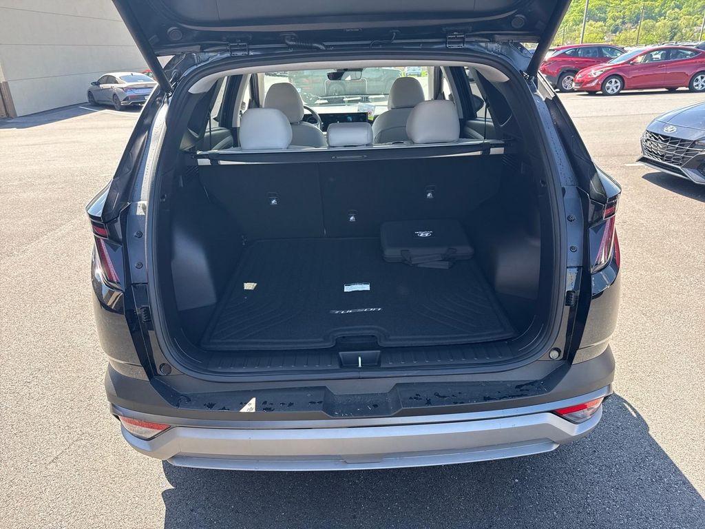 new 2026 Hyundai Tucson car, priced at $37,850