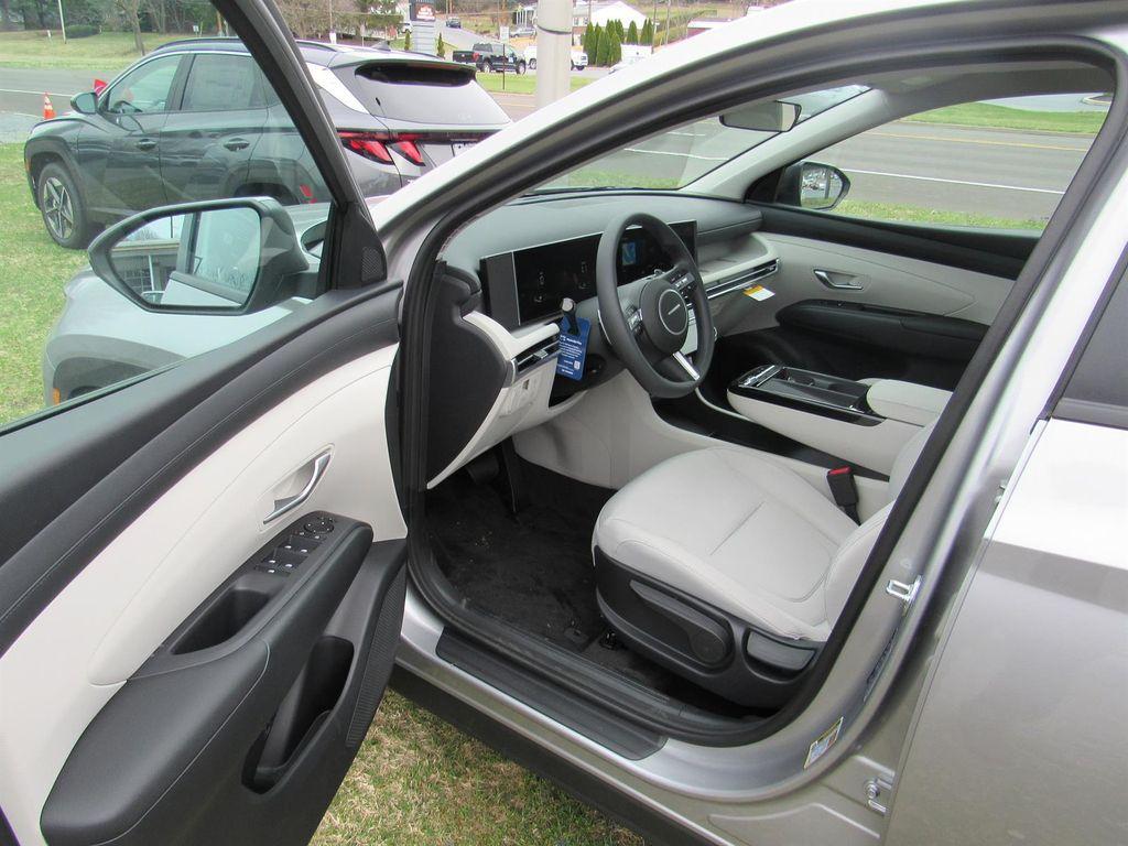 new 2026 Hyundai TUCSON Hybrid car, priced at $34,635