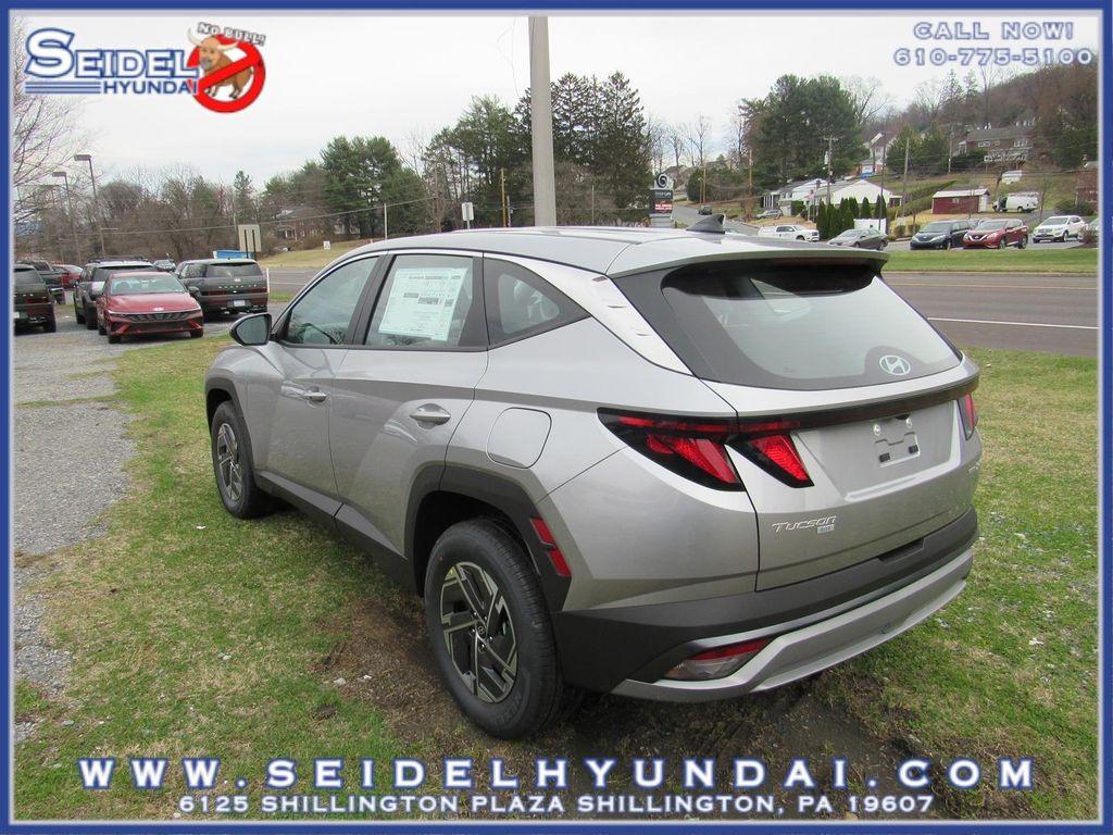 new 2026 Hyundai TUCSON Hybrid car, priced at $34,635