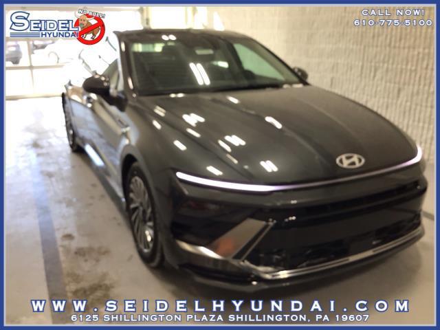 new 2026 Hyundai Sonata Hybrid car, priced at $34,335