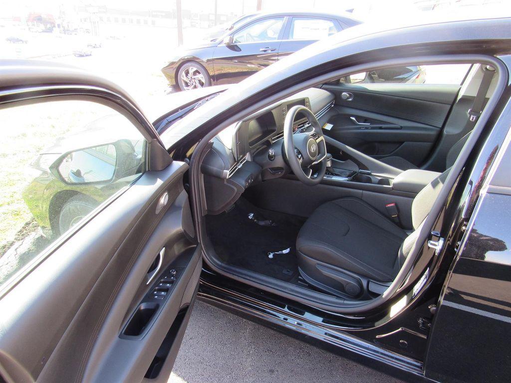 new 2026 Hyundai ELANTRA HEV car, priced at $26,935