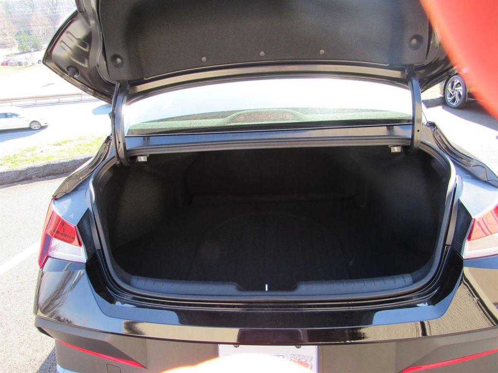 new 2026 Hyundai ELANTRA HEV car, priced at $26,935