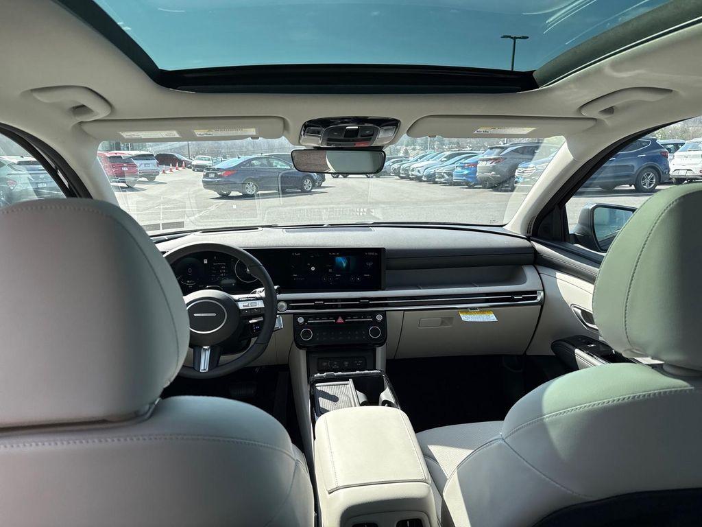 new 2026 Hyundai TUCSON Hybrid car, priced at $44,430