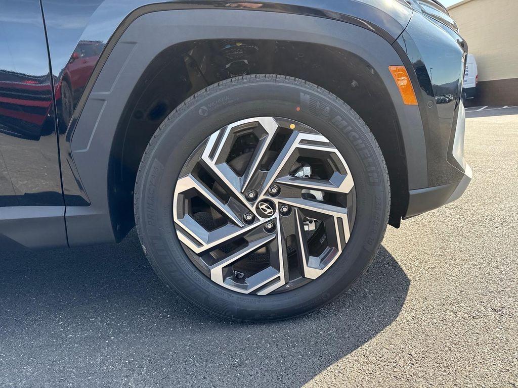 new 2026 Hyundai TUCSON Hybrid car, priced at $44,430