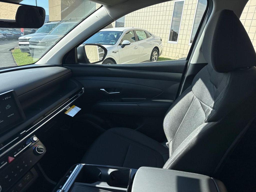 new 2026 Hyundai TUCSON Hybrid car, priced at $34,635