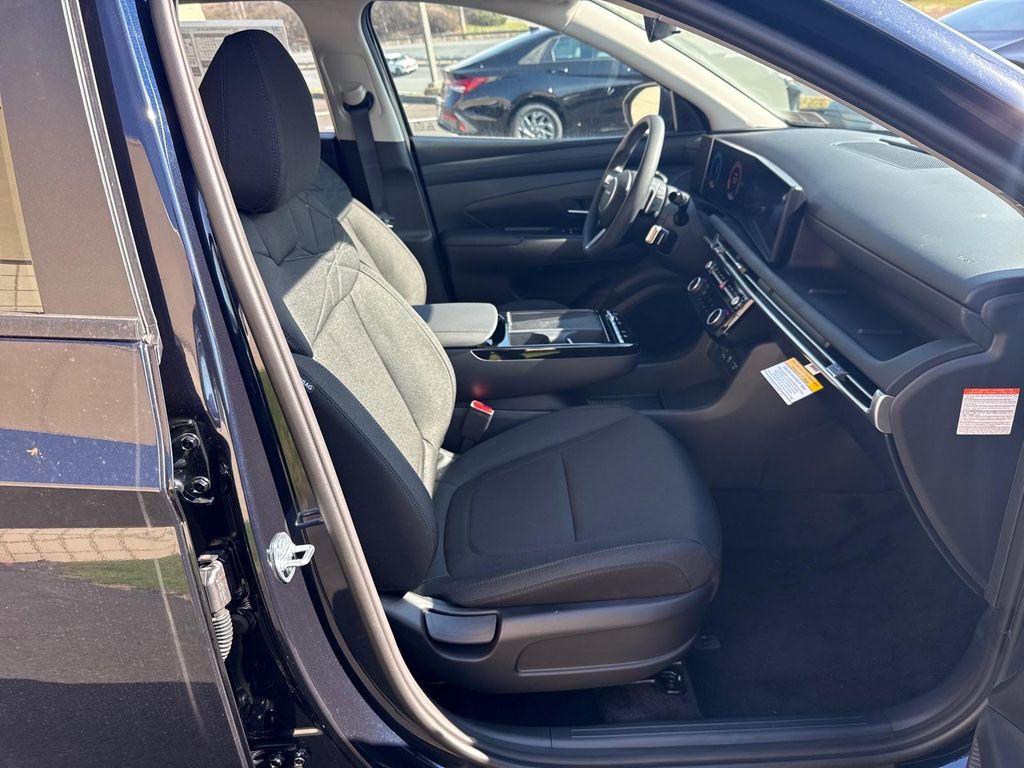 new 2026 Hyundai TUCSON Hybrid car, priced at $34,635