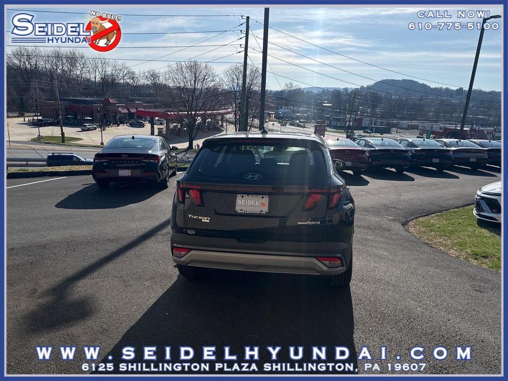 new 2026 Hyundai TUCSON Hybrid car, priced at $34,635