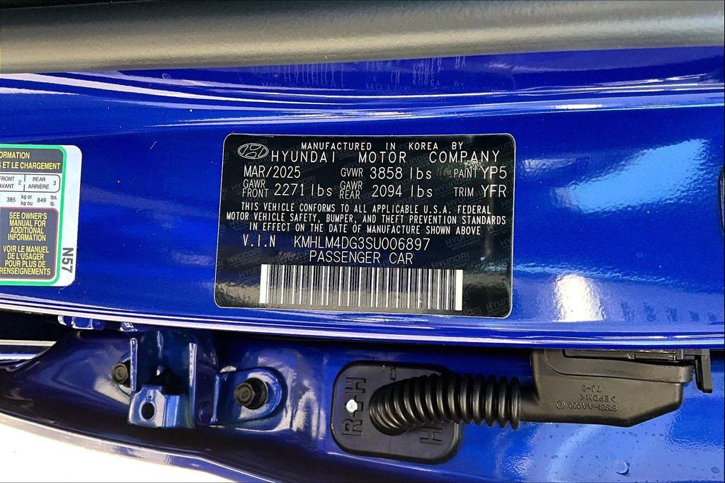 new 2025 Hyundai Elantra car, priced at $25,010