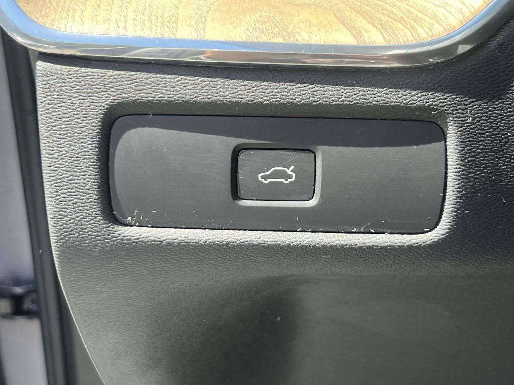 used 2026 Volvo XC60 car, priced at $55,000