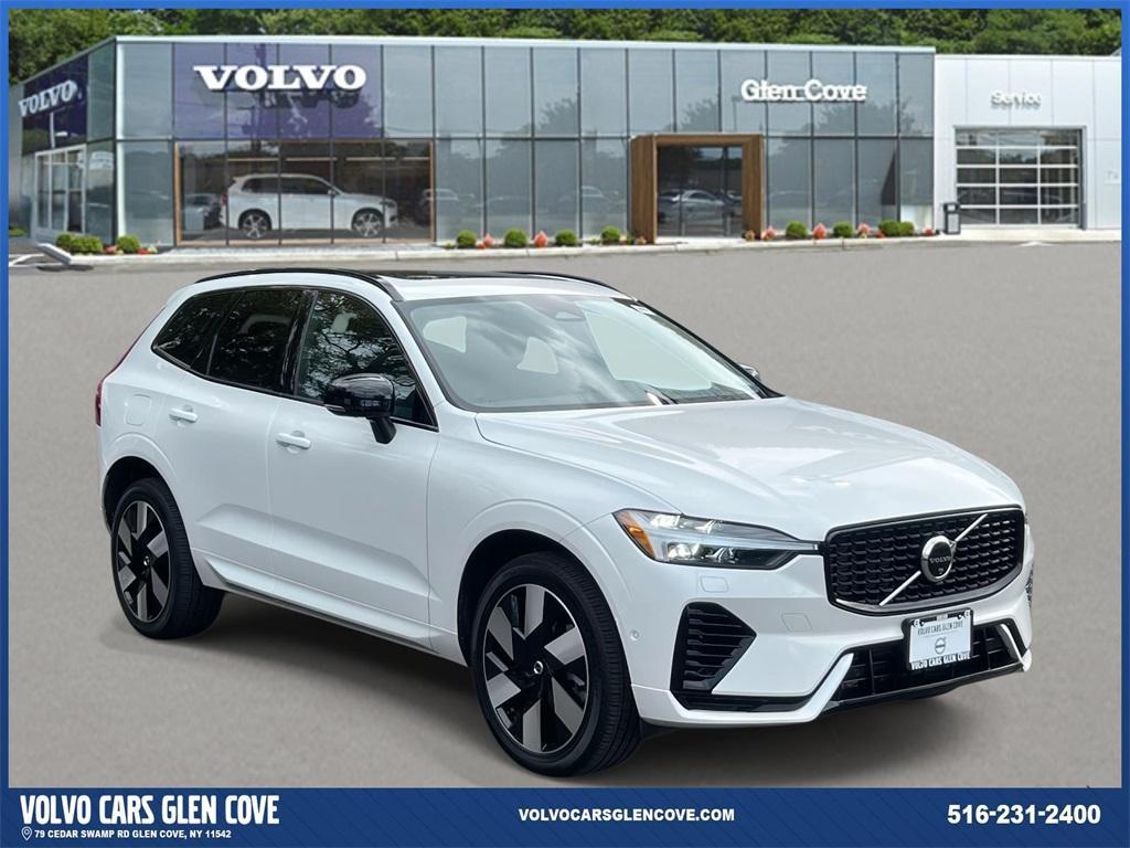 used 2024 Volvo XC60 Recharge Plug-In Hybrid car, priced at $45,595