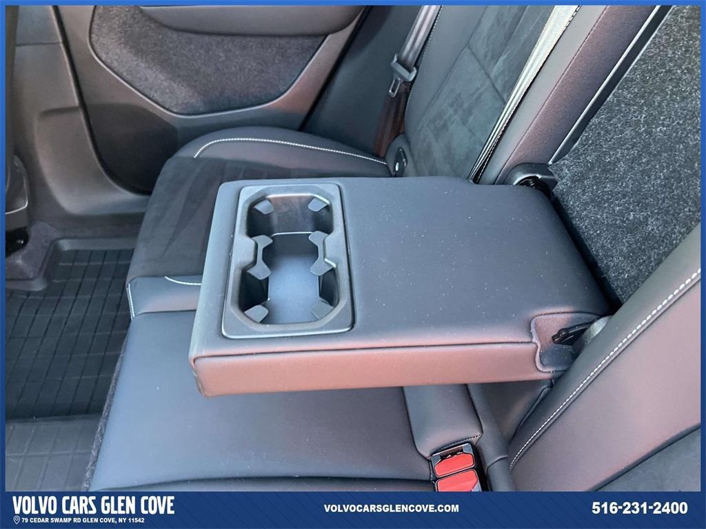 used 2026 Volvo XC40 car, priced at $51,500