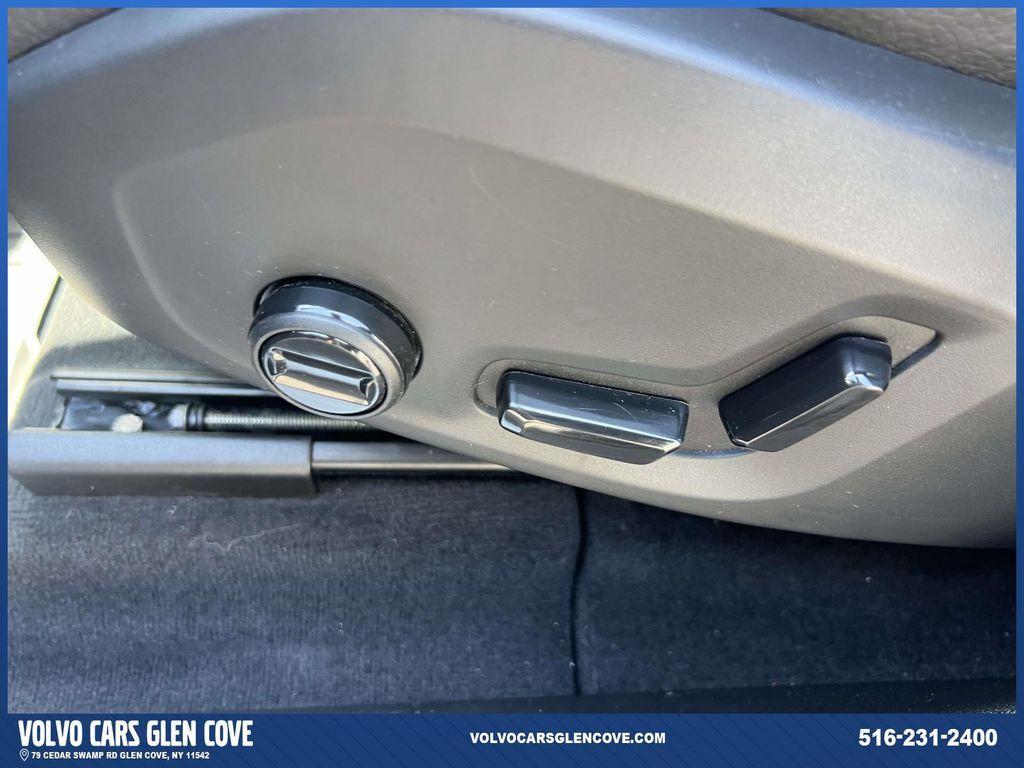 used 2024 Volvo XC60 car, priced at $39,250