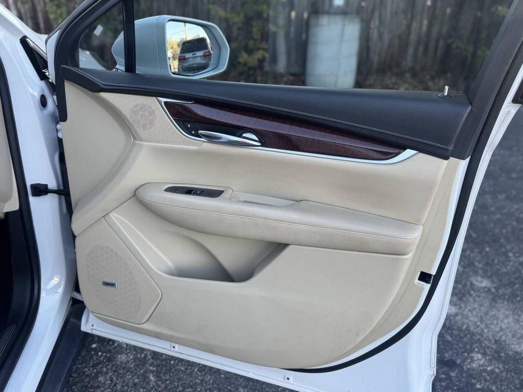 used 2017 Cadillac XT5 car, priced at $13,995