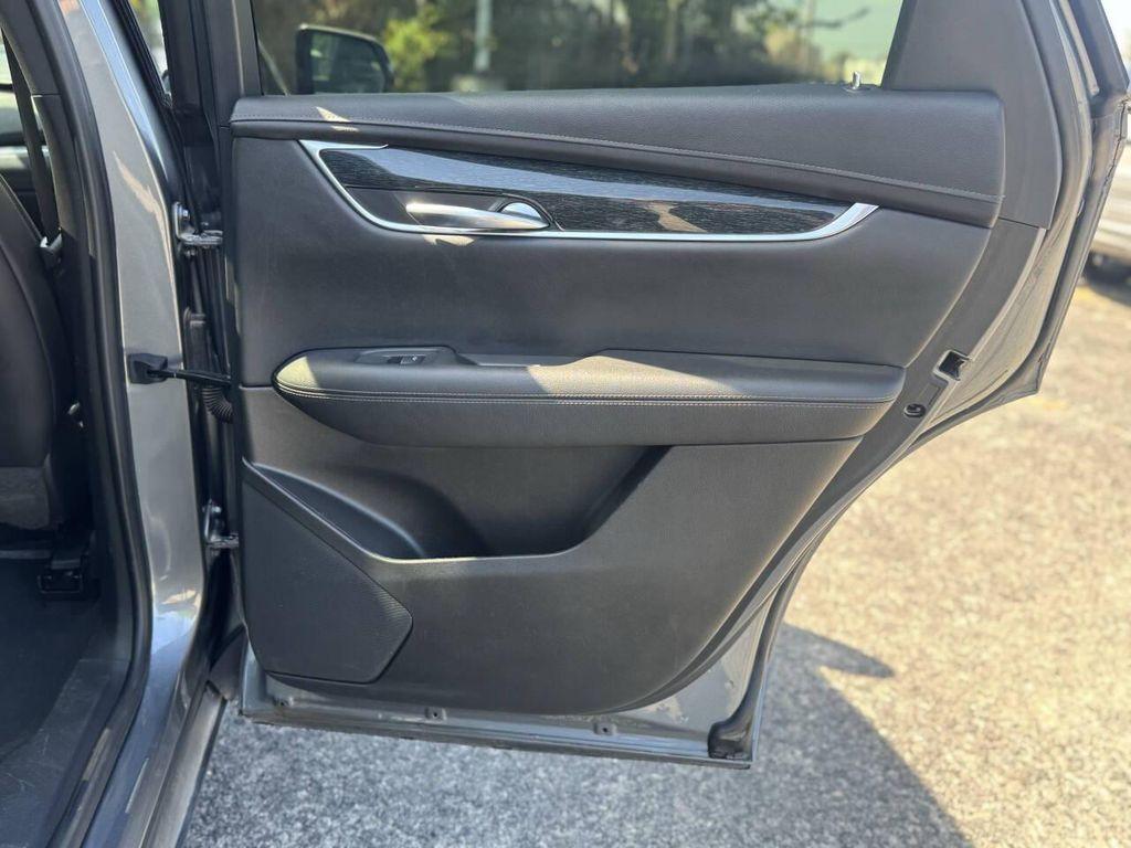 used 2021 Cadillac XT5 car, priced at $16,995