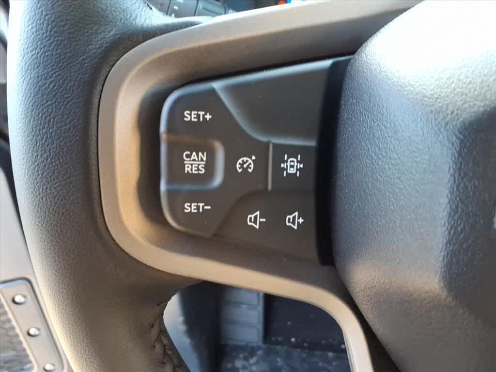 new 2025 Ford Bronco car, priced at $49,115