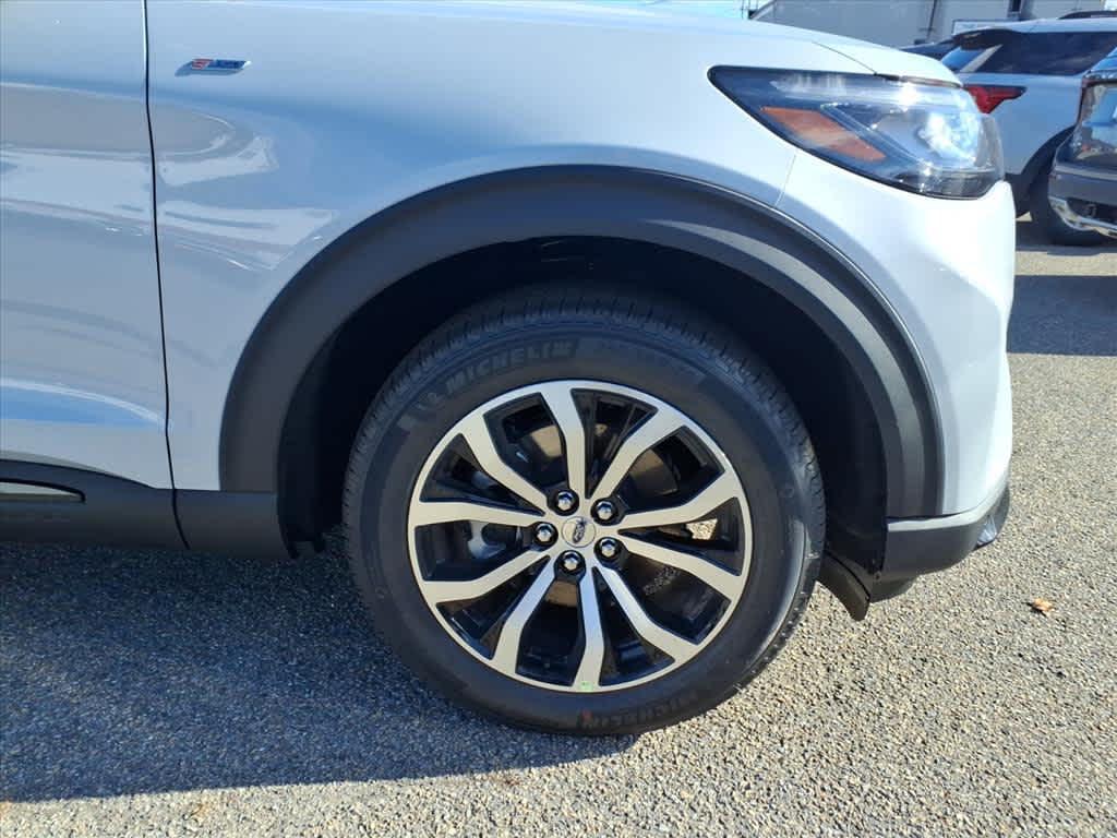 new 2026 Ford Explorer car, priced at $48,436