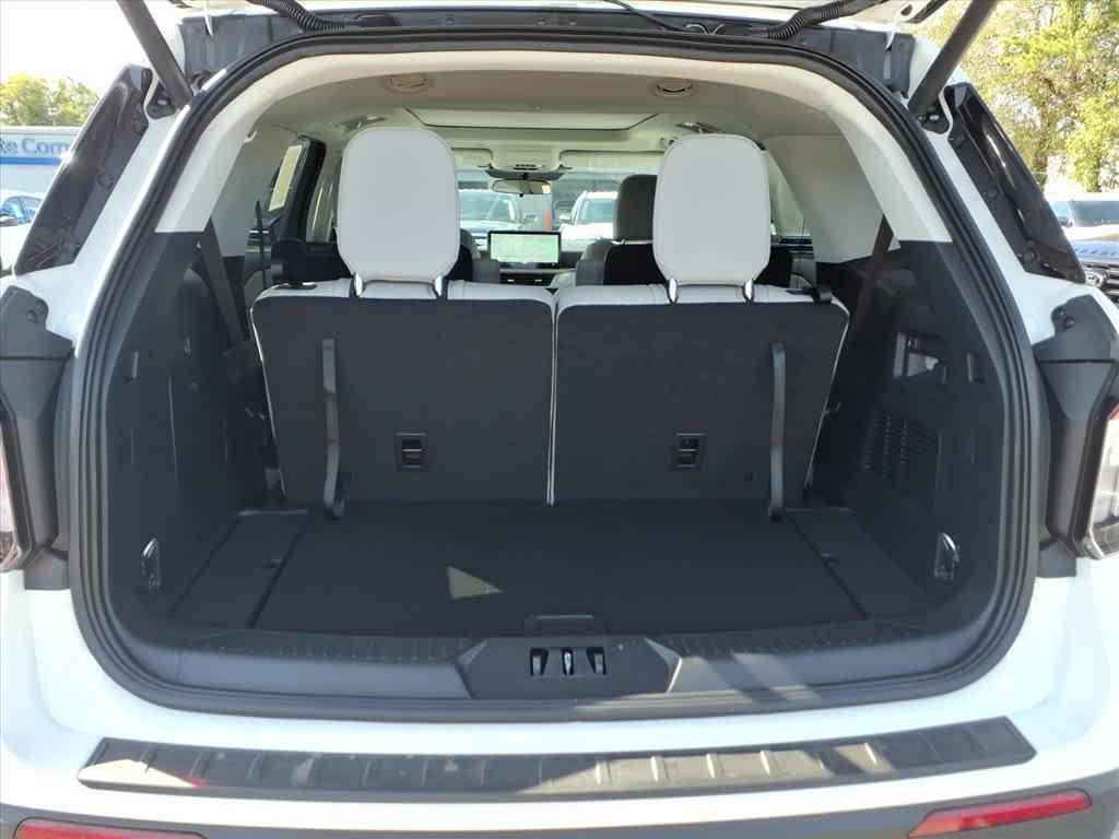 new 2025 Ford Explorer car, priced at $49,219