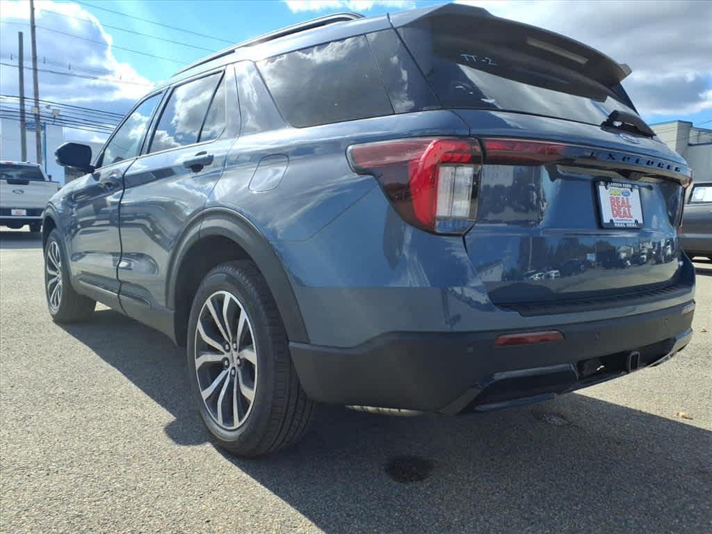 new 2026 Ford Explorer car, priced at $50,687