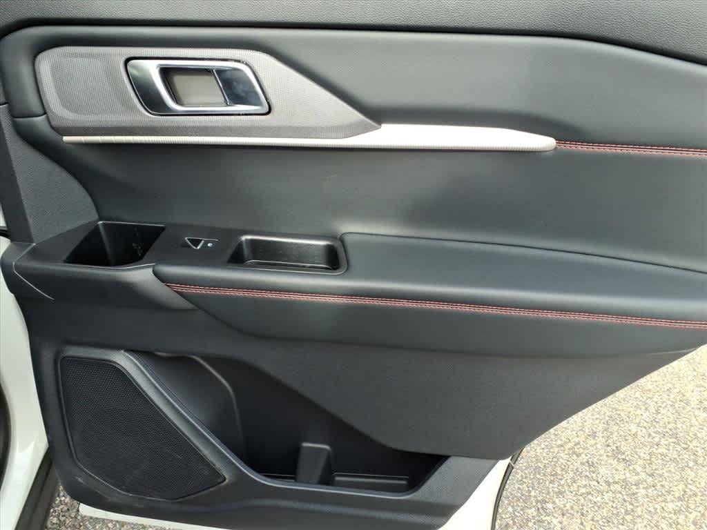 used 2025 Ford Explorer car, priced at $44,400