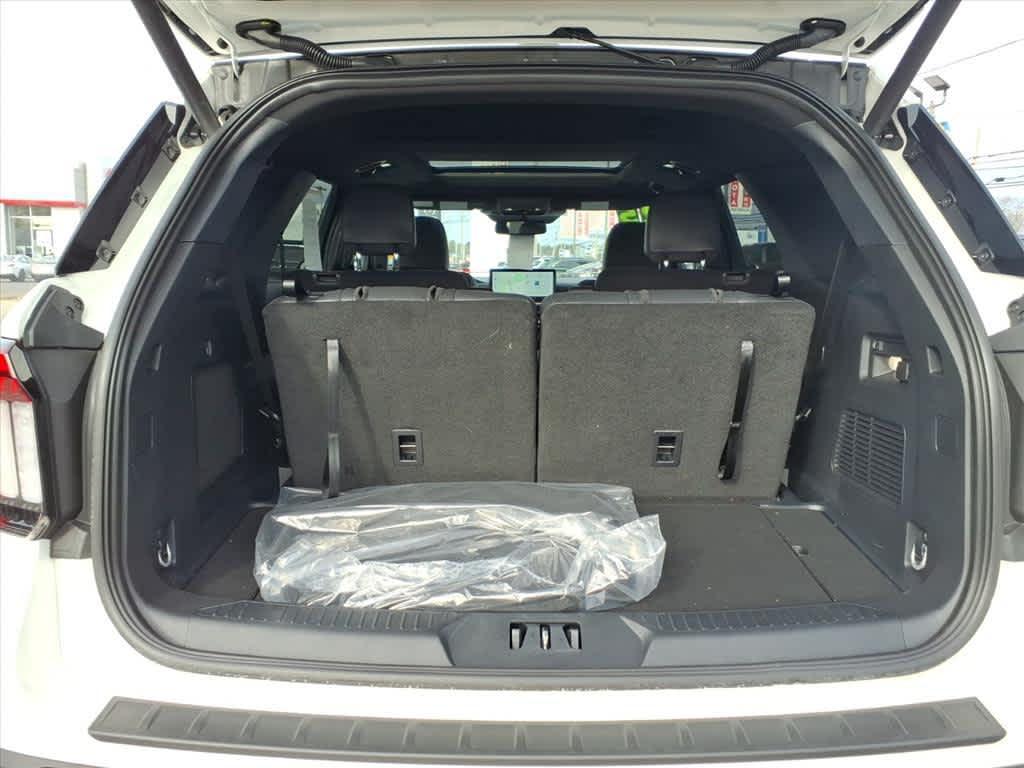 used 2025 Ford Explorer car, priced at $44,400