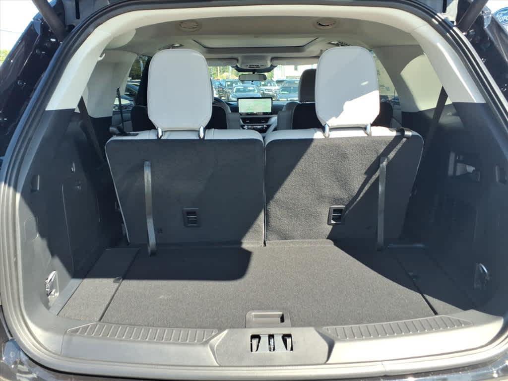 new 2025 Ford Explorer car, priced at $48,619