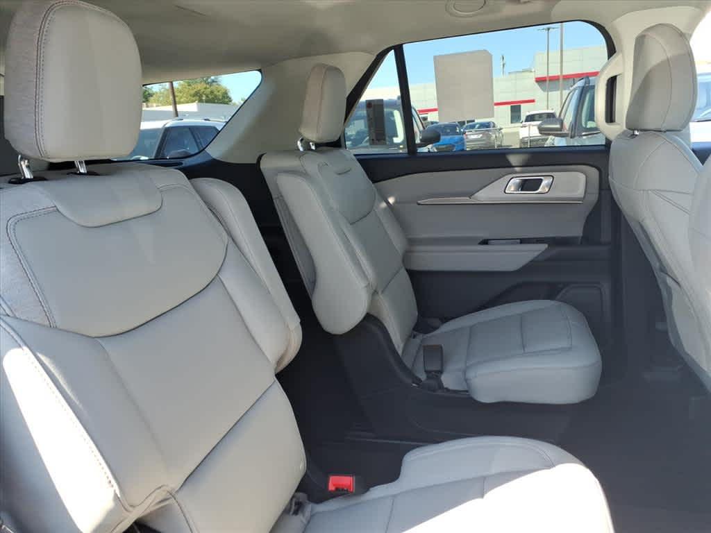 new 2025 Ford Explorer car, priced at $48,619