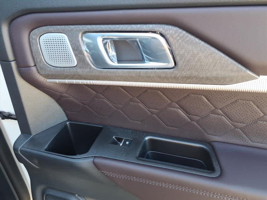 new 2025 Ford Explorer car, priced at $62,544