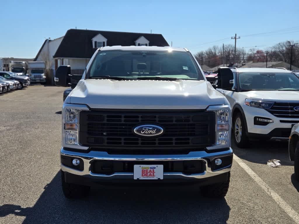 new 2025 Ford F-350 car, priced at $64,694