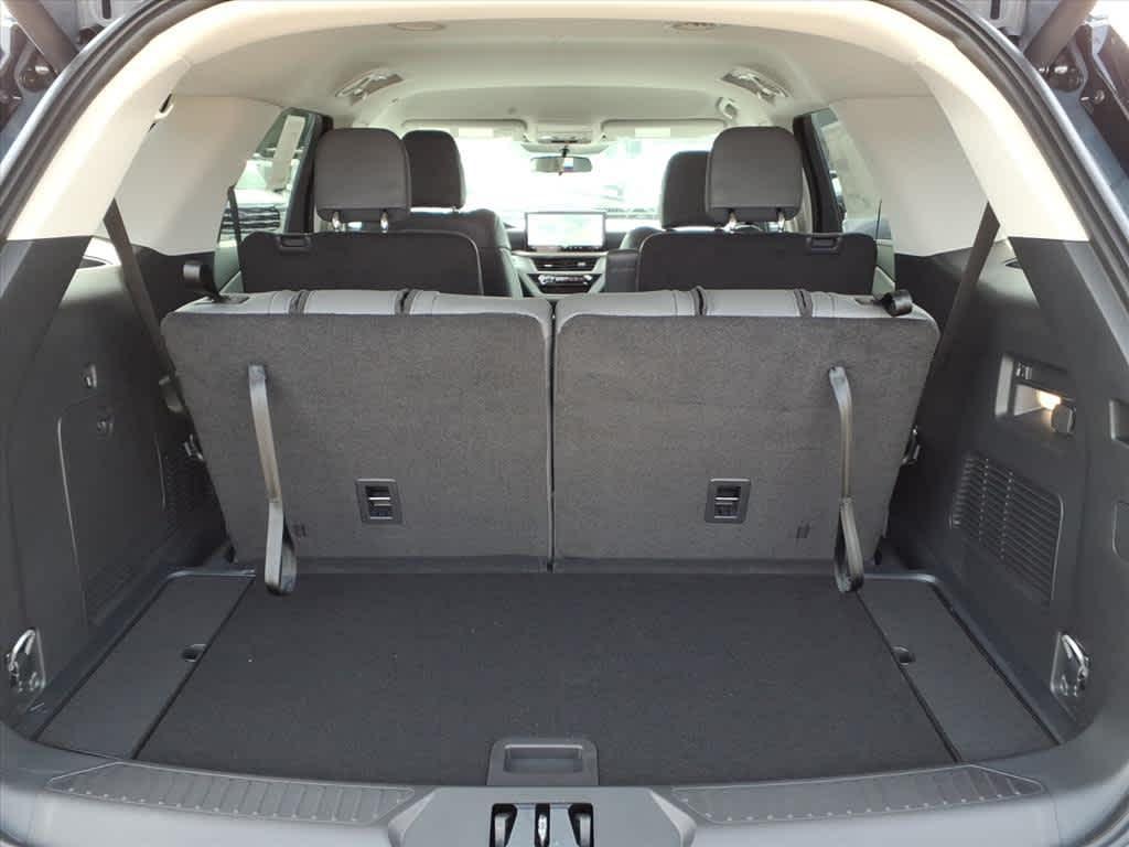 new 2025 Ford Explorer car, priced at $46,956