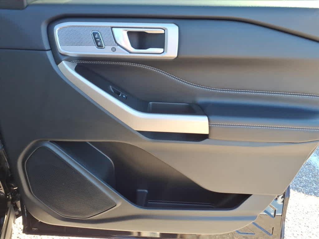 used 2024 Ford Explorer car, priced at $41,950