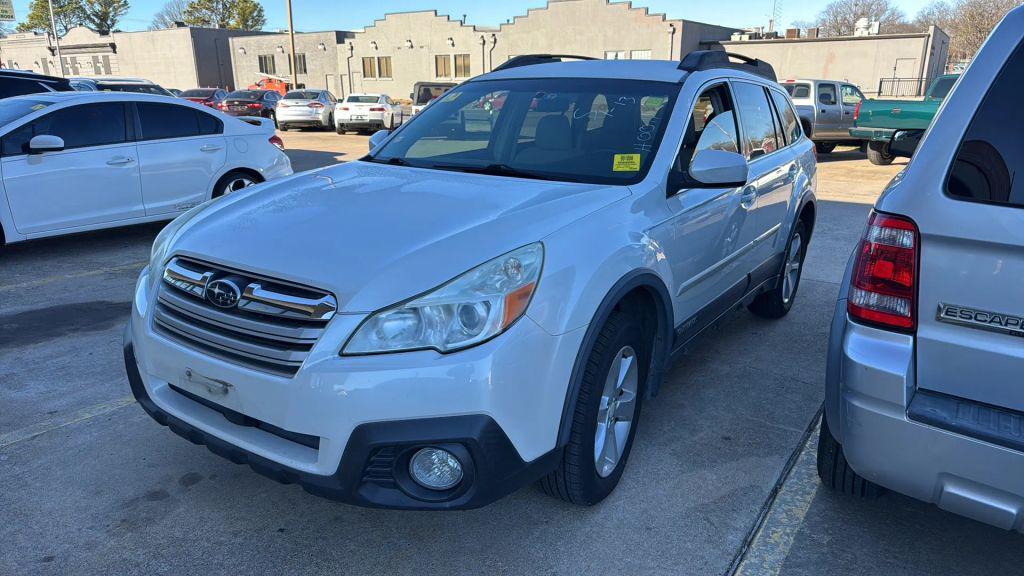 used 2014 Subaru Outback car, priced at $7,650