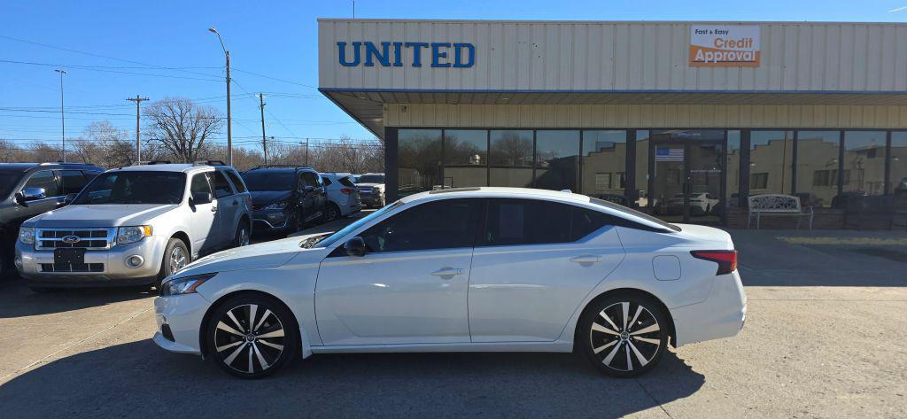 used 2020 Nissan Altima car